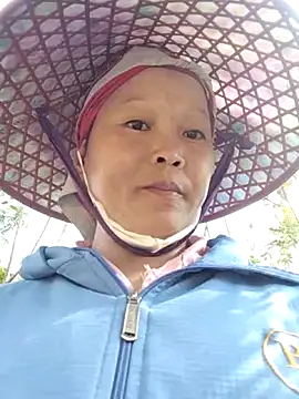 Snapshot of sumaybae chatting on October 13, 2025, 2:13 am sumaybae online show from October 13, 2025, 2:13 am