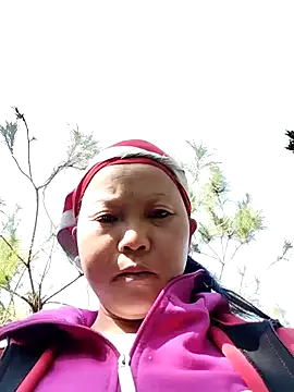 Snapshot of sumaybae chatting on November 27, 2025, 6:14 am sumaybae online show from November 27, 2025, 6:14 am