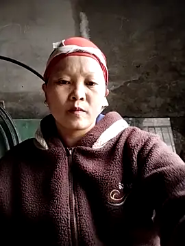 Snapshot of sumaybae chatting on November 19, 2025, 5:07 am sumaybae online show from November 19, 2025, 5:07 am