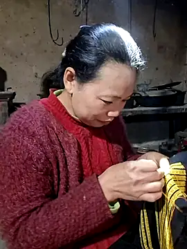 miomio-12 online show from January 6, 2026, 8:40 am