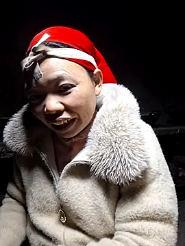 miomio-12 online show from February 3, 2026, 4:10 am