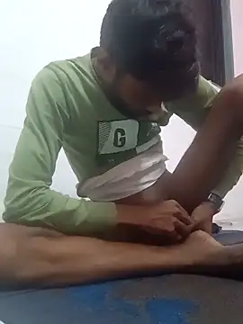 Snapshot of shohrab_hot chatting on December 14, 2025, 6:57 pm shohrab hot online show from December 14, 2025, 6:57 pm