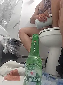 Snapshot of tntntm777 chatting on November 12, 2025, 3:32 am tntntm777 online show from November 12, 2025, 3:32 am