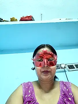 misti02 online show from October 4, 2025, 5:58 pm