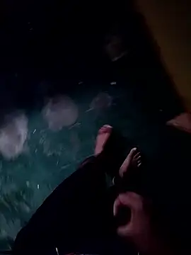 Snapshot of hemcrazy chatting on January 15, 2026, 8:51 am hemcrazy online show from January 15, 2026, 8:51 am