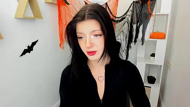 RoxyHopper online show from November 6, 2025, 4:38 am