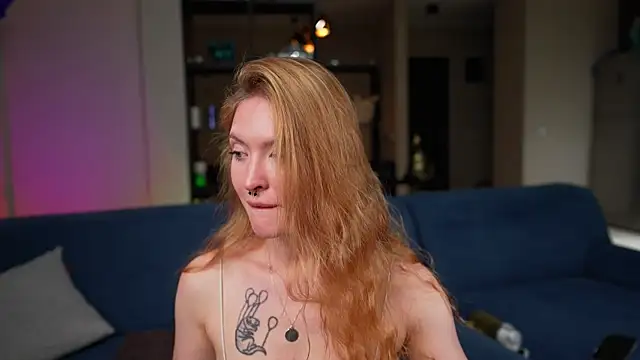 Snapshot of SsonicPorn chatting on October 18, 2025, 4:42 pm SsonicPorn online show from October 18, 2025, 4:42 pm