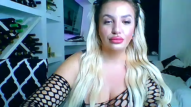 Snapshot of evedanger chatting on October 28, 2025, 11:03 pm evedanger online show from October 28, 2025, 11:03 pm