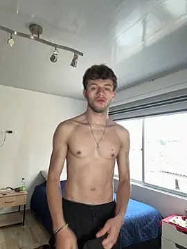 Snapshot of noah_red chatting on October 12, 2025, 2:51 pm noah red online show from October 12, 2025, 2:51 pm