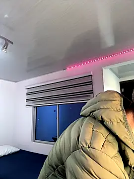 Snapshot of noah_red chatting on October 10, 2025, 1:50 am noah red online show from October 10, 2025, 1:50 am