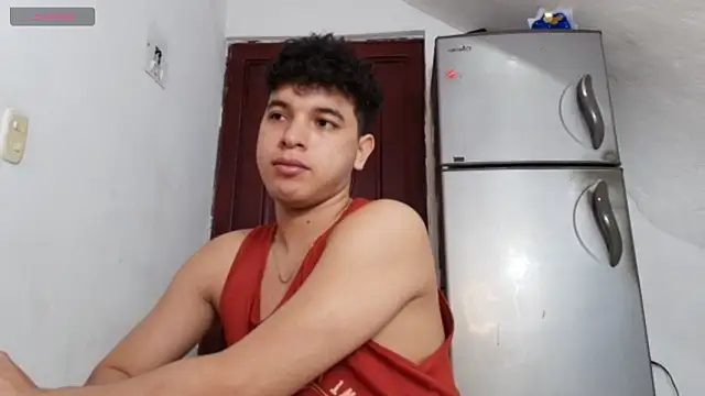 Snapshot of Dominic_king7 chatting on October 15, 2025, 6:27 pm Dominic king7 online show from October 15, 2025, 6:27 pm