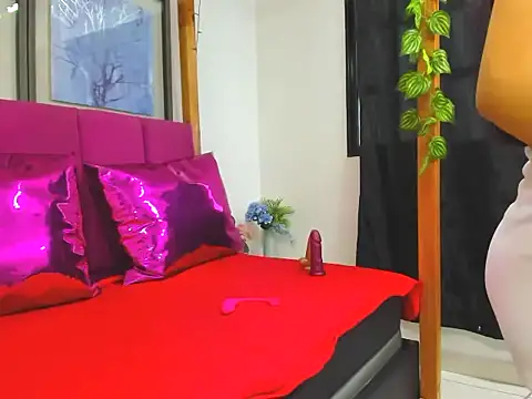 Snapshot of Candy_sweety1 chatting on June 24, 2026, 1:53 pm Candy sweety1 online show from June 24, 2026, 1:53 pm