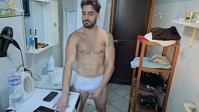 Al3xox02 online show from April 23, 2026, 4:52 pm