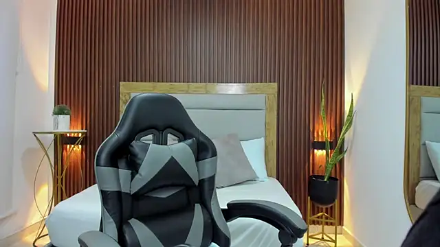 Snapshot of kaitt_ chatting on March 3, 2026, 12:23 pm kaitt online show from March 3, 2026, 12:23 pm