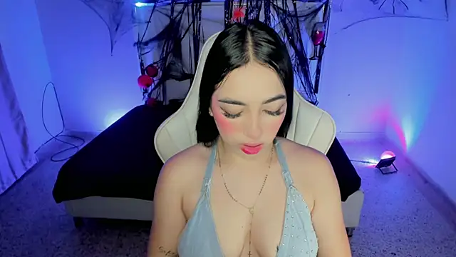 Snapshot of cielooo_ chatting on October 22, 2025, 8:30 pm cielooo online show from October 22, 2025, 8:30 pm