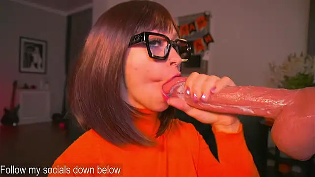 Snapshot of karolineneuer_ chatting on October 30, 2025, 12:20 am karolineneuer online show from October 30, 2025, 12:20 am