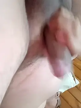 Snapshot of Alfred_00000 chatting on October 24, 2025, 7:40 am Alfred 00000 online show from October 24, 2025, 7:40 am