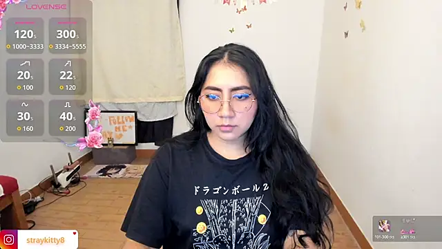 Snapshot of LoveLyy- chatting on March 14, 2026, 11:33 pm LoveLyy- online show from March 14, 2026, 11:33 pm