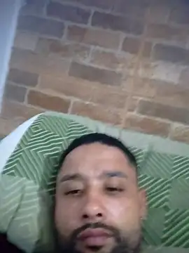 Snapshot of wellpauduro1994 chatting on November 19, 2025, 1:49 am wellpauduro1994 online show from November 19, 2025, 1:49 am