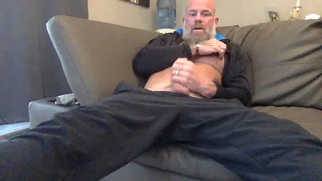 Muscledick40 online show from February 16, 2026, 4:16 pm