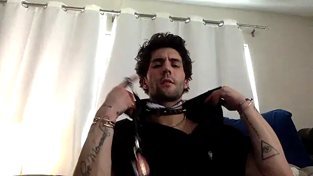Snapshot of nvthvn555 chatting on May 27, 2026, 6:48 pm nvthvn555 online show from May 27, 2026, 6:48 pm