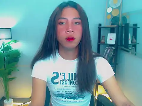 Snapshot of Seductive_nathalie chatting on October 22, 2025, 1:54 pm Seductive nathalie online show from October 22, 2025, 1:54 pm