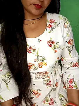 Snapshot of Rashmi_011 chatting on March 6, 2026, 2:23 pm Rashmi 011 online show from March 6, 2026, 2:23 pm