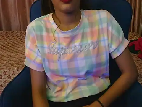 Snapshot of yours-angell chatting on October 9, 2025, 4:46 am yours-angell online show from October 9, 2025, 4:46 am