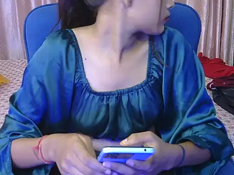 Snapshot of yours-angell chatting on October 10, 2025, 4:46 am yours-angell online show from October 10, 2025, 4:46 am