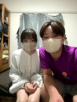 Snapshot of CoYu-528 chatting on October 10, 2025, 11:33 am CoYu-528 online show from October 10, 2025, 11:33 am