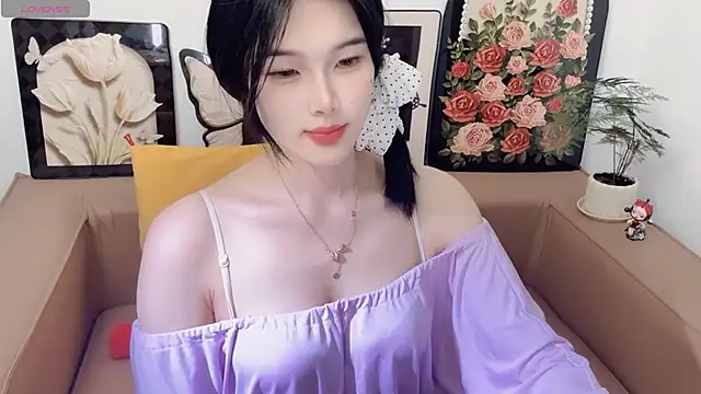 Snapshot of T-TeaR chatting on June 28, 2026, 2:18 am T-TeaR online show from June 28, 2026, 2:18 am