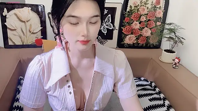 Snapshot of T-TeaR chatting on July 1, 2026, 2:23 am T-TeaR online show from July 1, 2026, 2:23 am