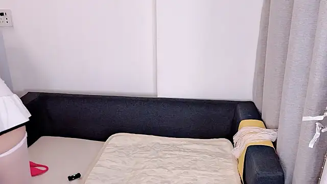 Snapshot of T-TeaR chatting on October 28, 2025, 12:55 am T-TeaR online show from October 28, 2025, 12:55 am