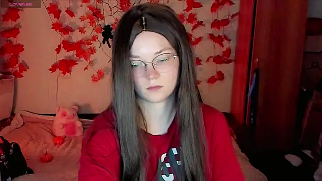 Snapshot of HoneyDazzle chatting on October 10, 2025, 7:36 pm HoneyDazzle online show from October 10, 2025, 7:36 pm