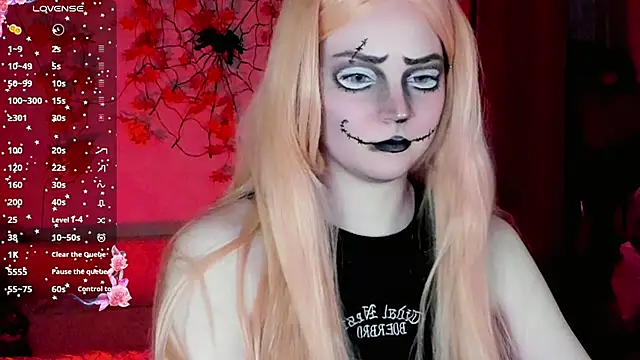 Snapshot of HoneyDazzle chatting on October 31, 2025, 8:49 pm HoneyDazzle online show from October 31, 2025, 8:49 pm