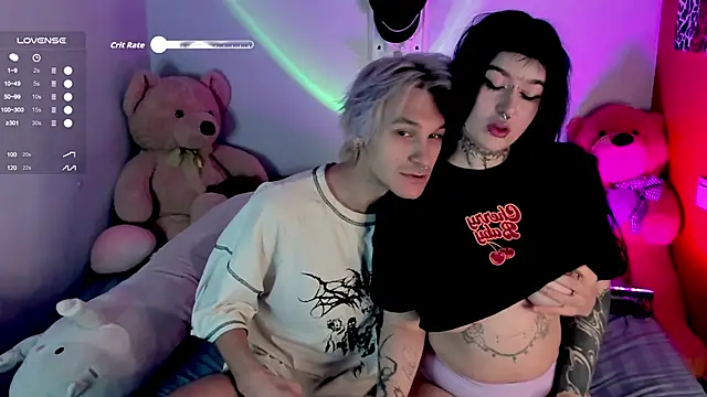 Snapshot of g4tito chatting on October 8, 2025, 4:03 am g4tito online show from October 8, 2025, 4:03 am