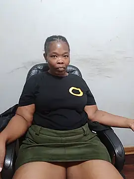 Snapshot of Bigboobsbooty chatting on August 7, 2026, 1:50 pm Bigboobsbooty online show from August 7, 2026, 1:50 pm