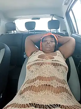 Snapshot of Bigboobsbooty chatting on February 11, 2026, 12:38 pm Bigboobsbooty online show from February 11, 2026, 12:38 pm