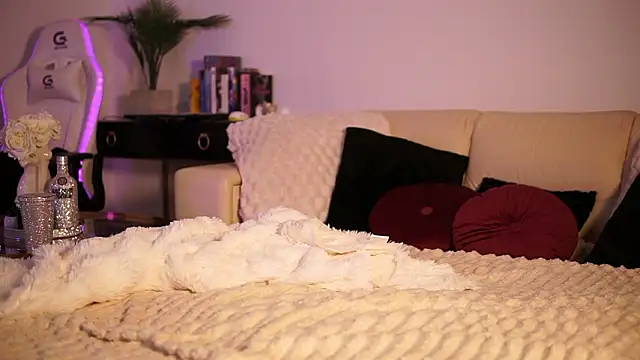 GiaInked online show from March 2, 2026, 7:15 am