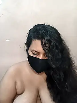 Snapshot of Mallika-collage chatting on October 8, 2025, 7:14 pm Mallika-collage online show from October 8, 2025, 7:14 pm