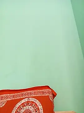 daisy-03 online show from November 7, 2025, 9:58 am