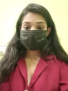 Snapshot of Beautiful_Eye chatting on December 15, 2025, 9:15 am Beautiful Eye online show from December 15, 2025, 9:15 am