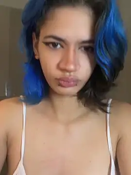sukulaurens online show from May 4, 2026, 4:16 am