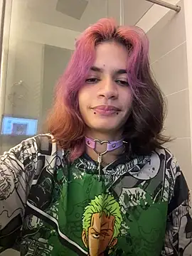 Snapshot of sukulaurens chatting on November 30, 2025, 3:18 am sukulaurens online show from November 30, 2025, 3:18 am