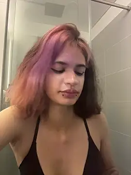 Snapshot of sukulaurens chatting on December 16, 2025, 3:55 am sukulaurens online show from December 16, 2025, 3:55 am