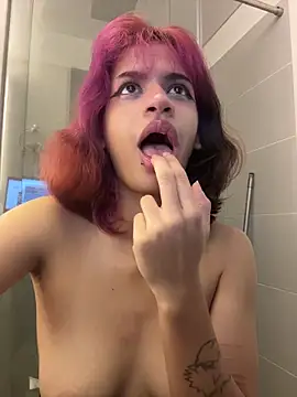 Snapshot of sukulaurens chatting on November 27, 2025, 4:35 am sukulaurens online show from November 27, 2025, 4:35 am