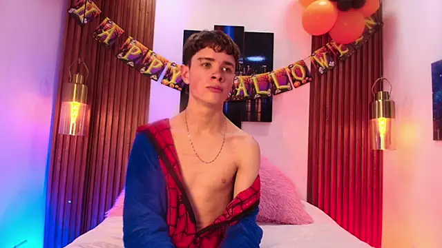 Snapshot of JackFrosst chatting on October 16, 2025, 12:46 pm JackFrosst online show from October 16, 2025, 12:46 pm