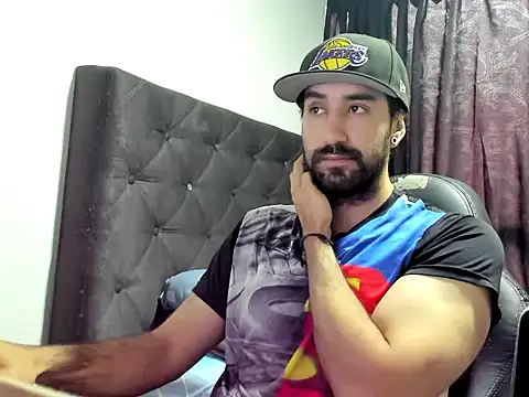 Snapshot of coolfriki chatting on October 13, 2025, 2:51 pm coolfriki online show from October 13, 2025, 2:51 pm