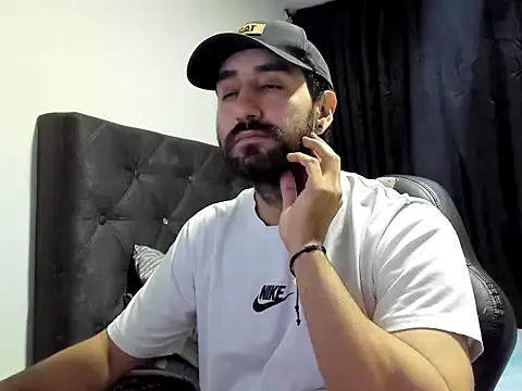 Snapshot of coolfriki chatting on October 16, 2025, 12:08 am coolfriki online show from October 16, 2025, 12:08 am