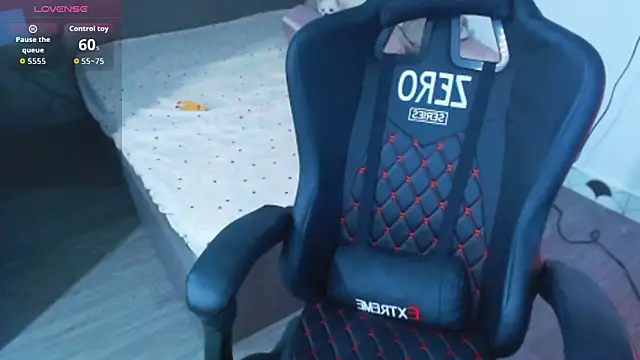 mystica-myst online show from April 4, 2026, 5:36 am